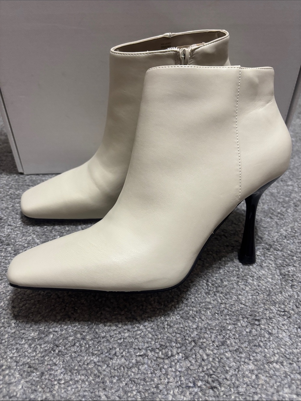 Women's Mix No. 6 Cream Lexey Stiletto Ankle Boots - Sleek Zip Closure